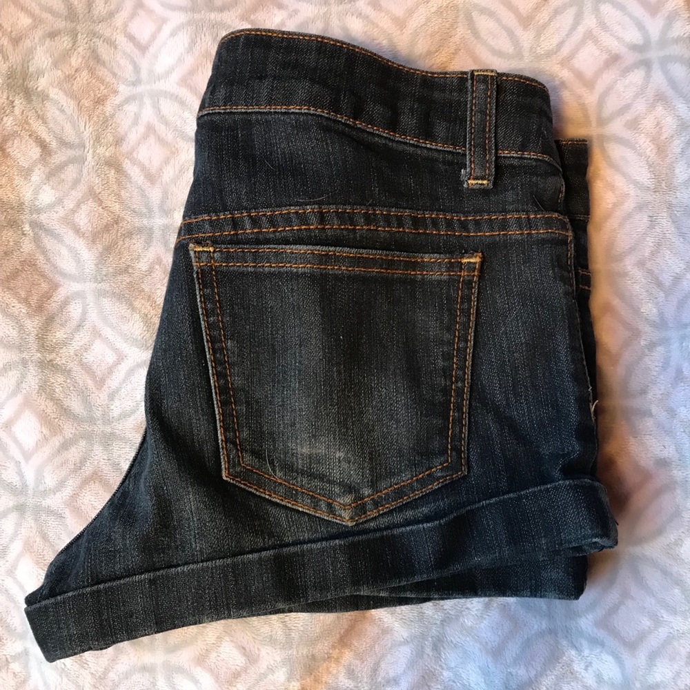Jean Shorts - Picture 2 of 2